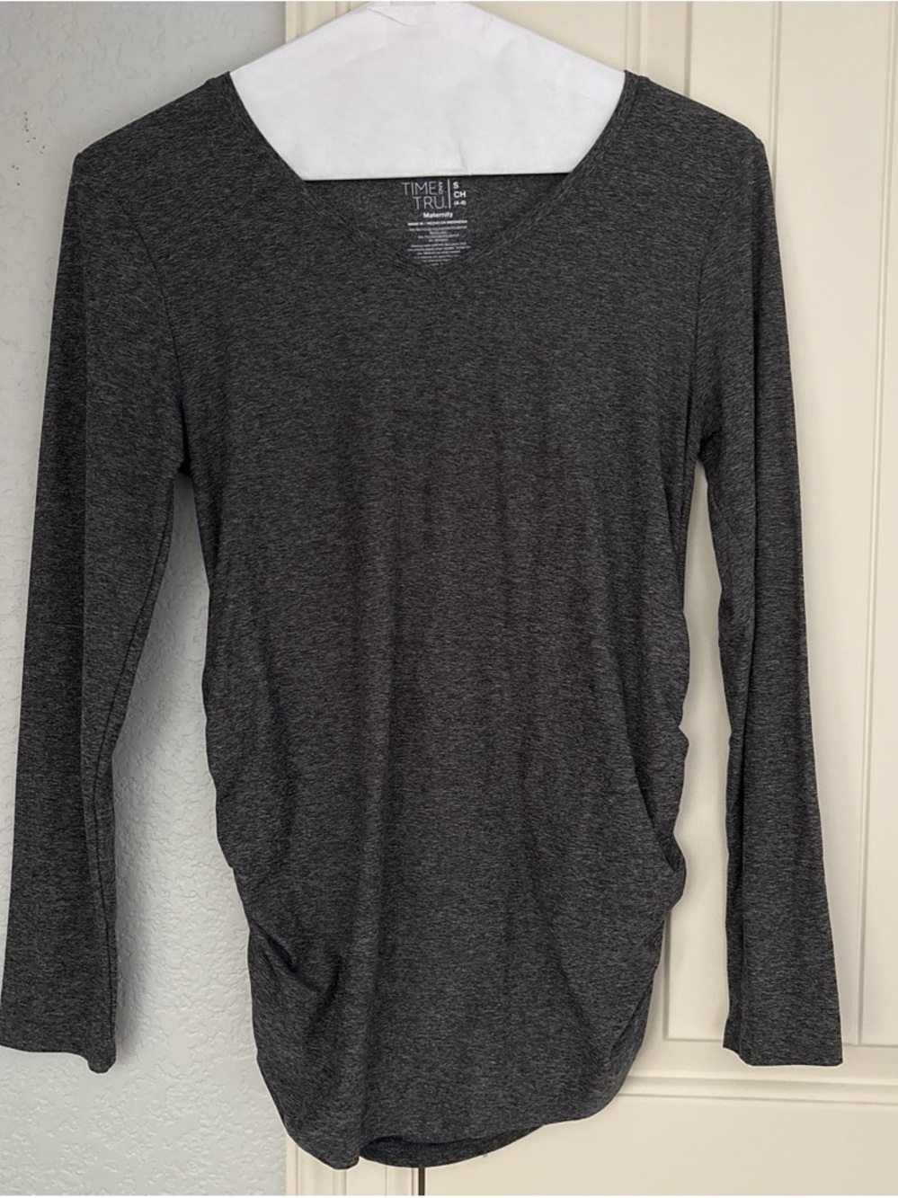 Women's Long Sleeve Gray Scoop Neck Maternity Top